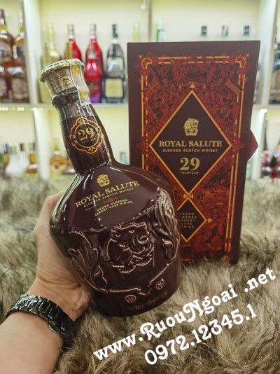 Rượu Chivas 29 Năm- Royal Salute 29 Year Old