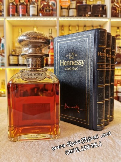 Rượu Hennessy Napoleon Silver