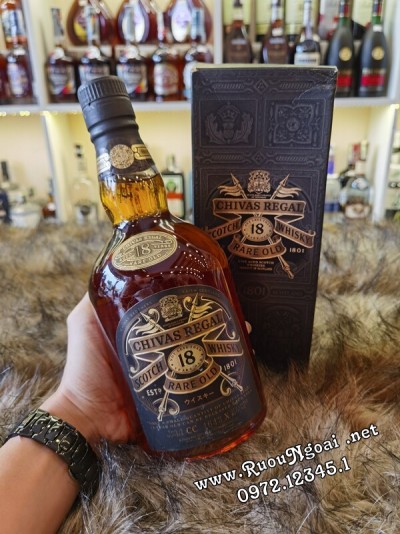 Rượu Chivas Regal 18 Year Old